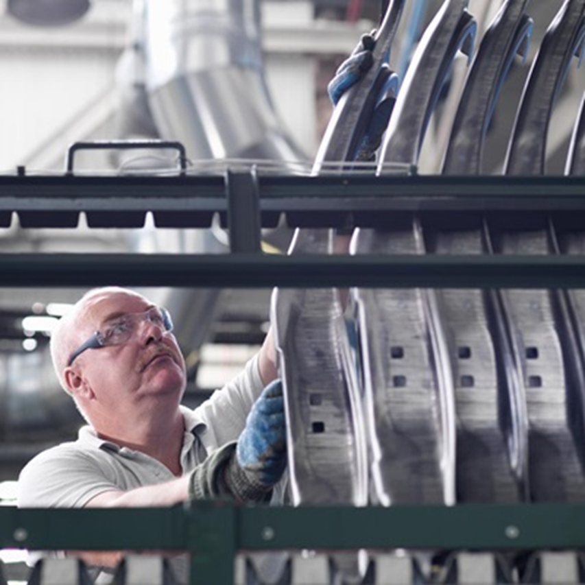 Adient_MFG_Image1